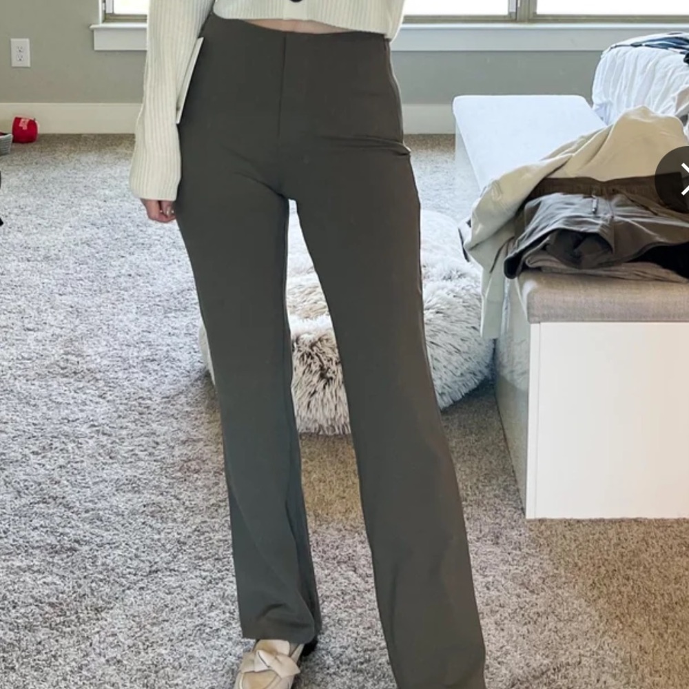 Lululemon Smooth Fit Pull-On High-Rise Pant - Picture 2 of 6